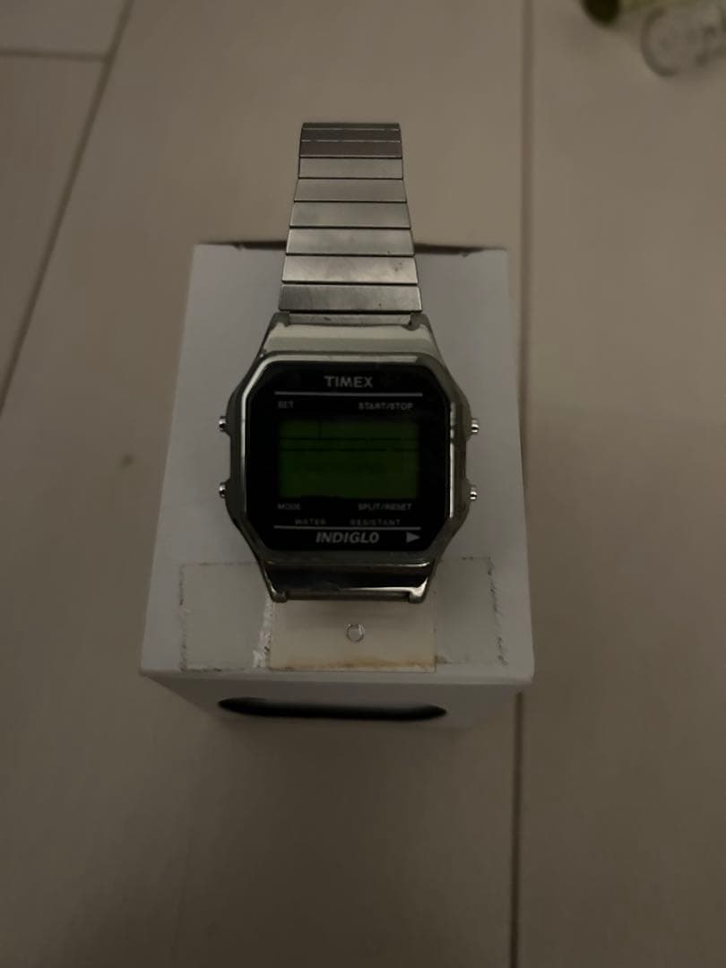 supreme Timex Indiglo デジタル腕時計