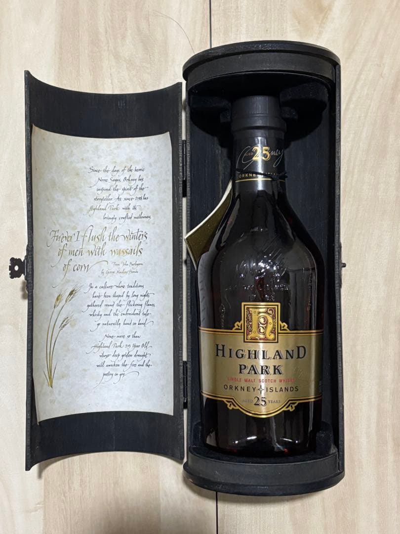ハイランドパーク 25年 シングルモルト 700ml 51.5% 酒 未開栓