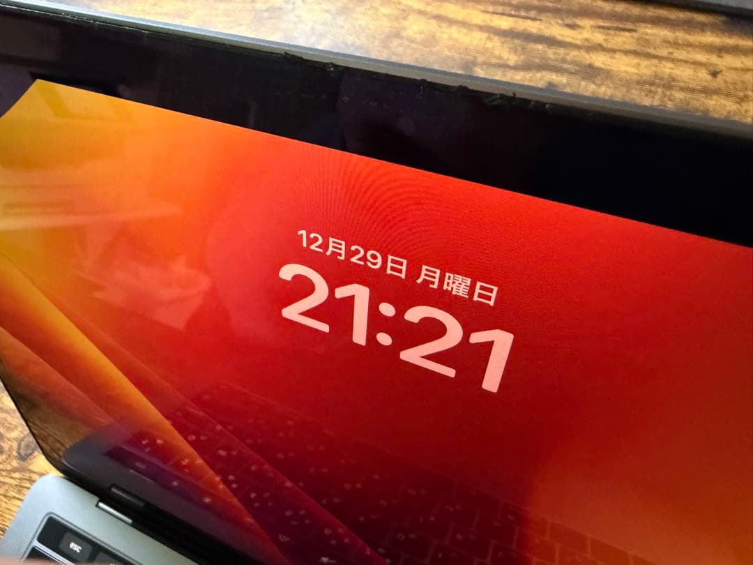 MacBook Pro 2019 13インチ Intel