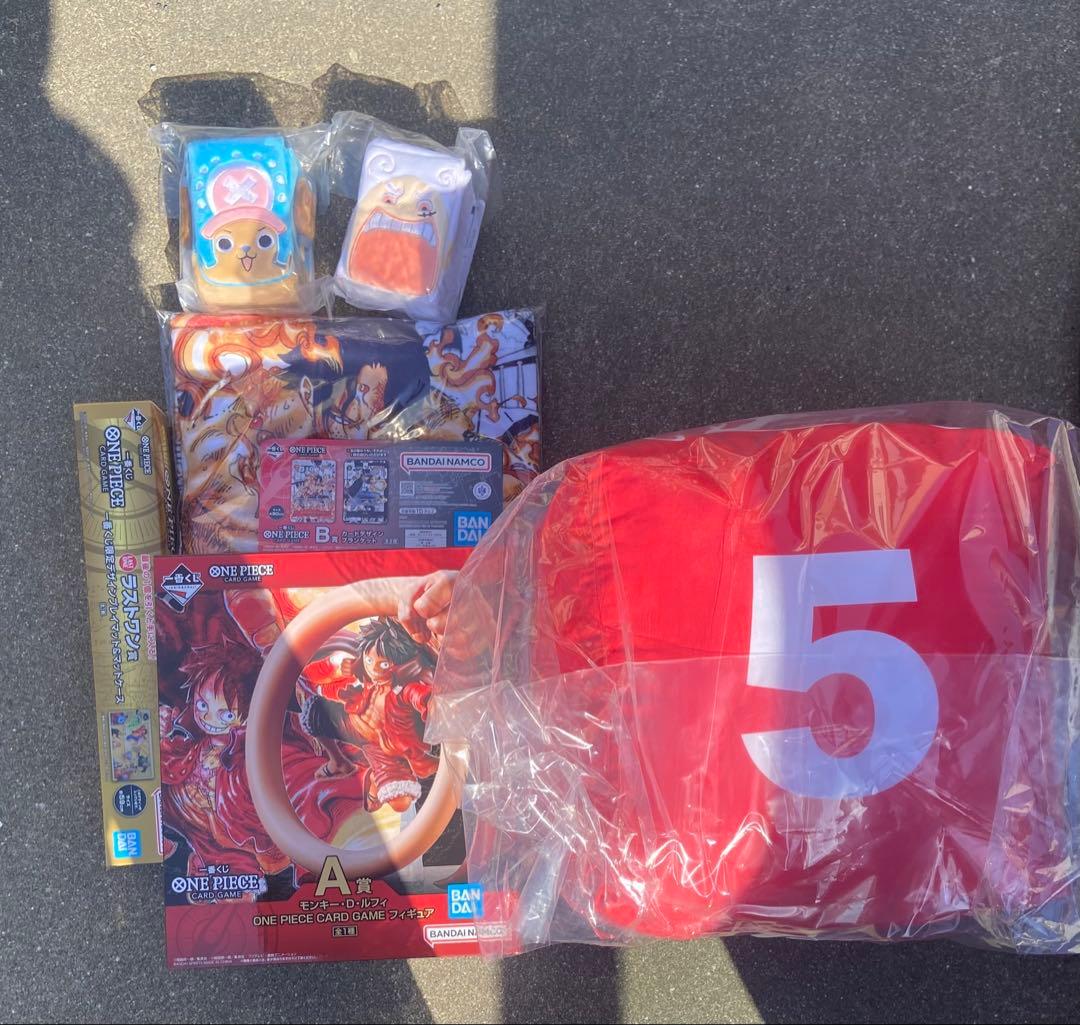 ONE PIECE ワンピカード 一番くじ a賞 b賞　c賞　e賞　ラストワン