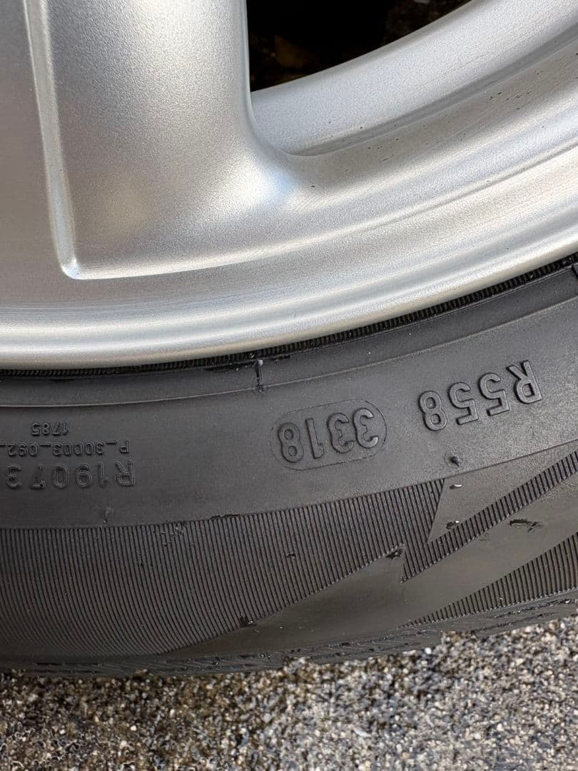 【専用です購入不可】MINI 15インチ ホイールとPirelli