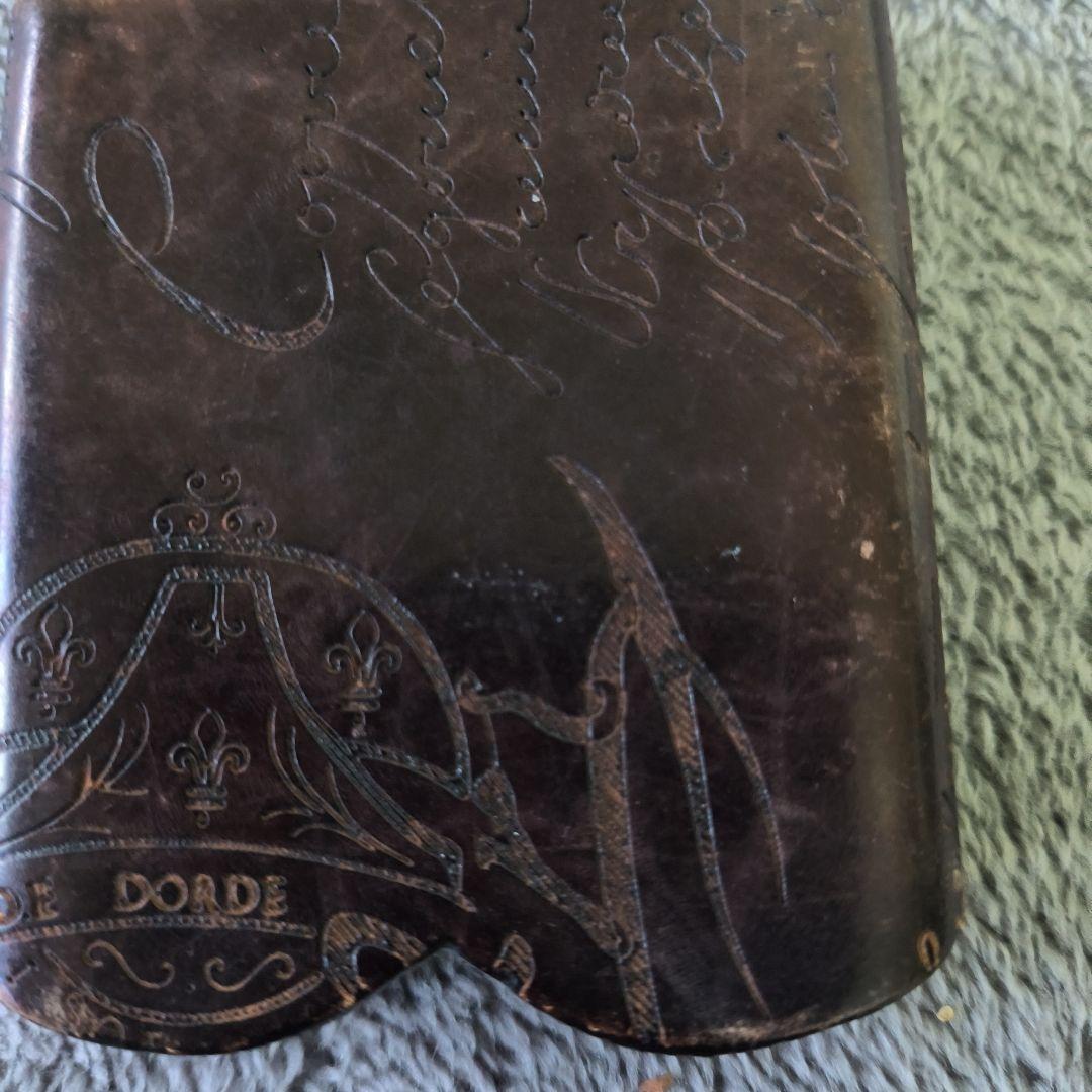 Berlutiカリグラフィー名刺入