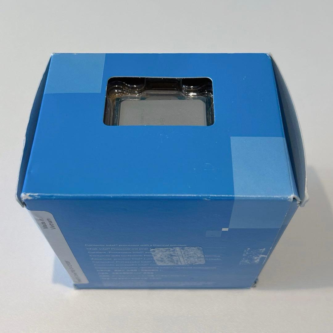 Intel Core i3 12100F　第12世代 LGA1700 未使用