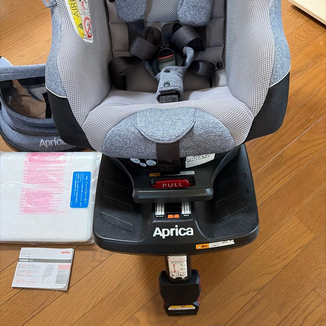 アップリカ　クルリラ　ベビー&チャイルドシートisofix 回転タイプ
