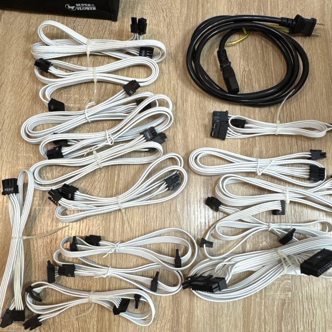 電源ユニット SUPER FLOWER LEADEX SE PLATINUM 1000W