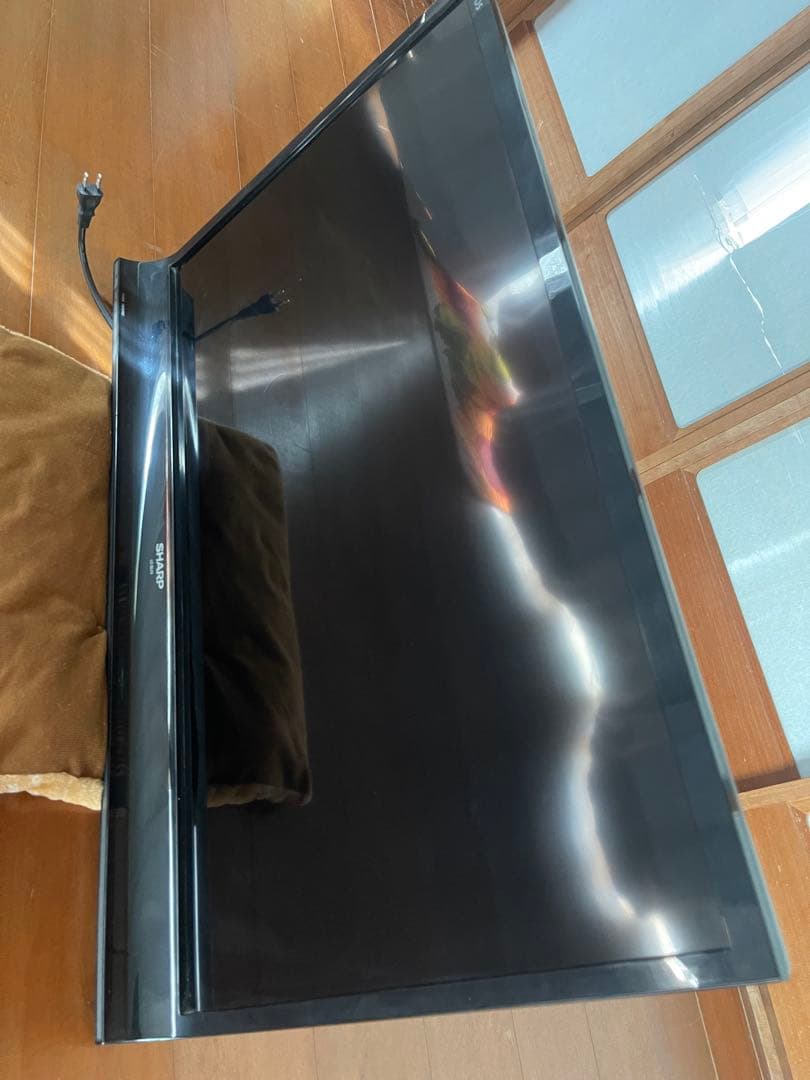 SHARP AQUOS LC 32J10液晶テレビ 黒