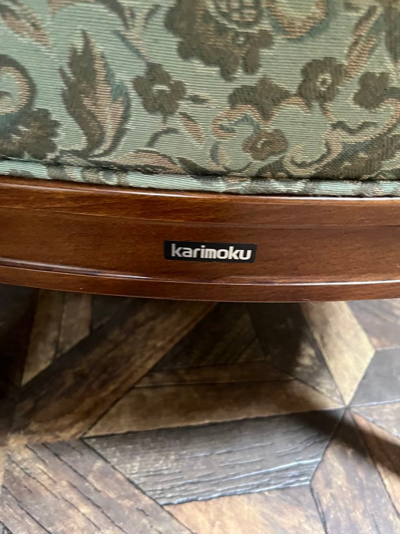 眼には蚊耳には蝉 ＊カリモク コロニアル シングル ソファ ② 肘掛 椅子