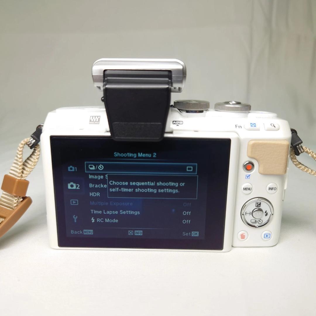 OLYMPUS PEN E-PL7 ホワイト ショット数808 オリンパス