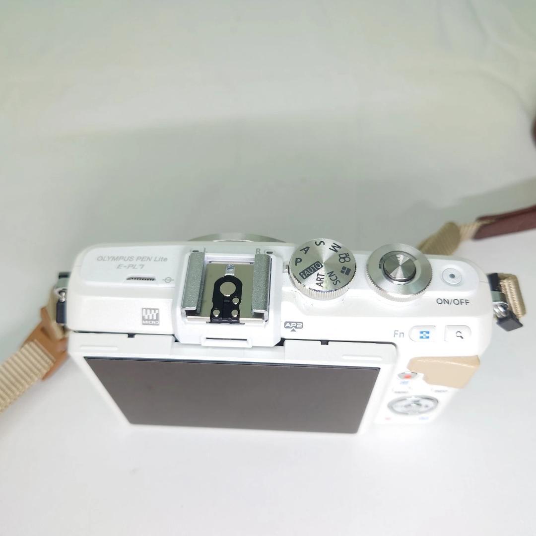 OLYMPUS PEN E-PL7 ホワイト ショット数808 オリンパス