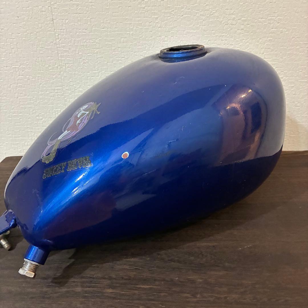 ピーナッツタンク　ジャンク品　キャップ無し