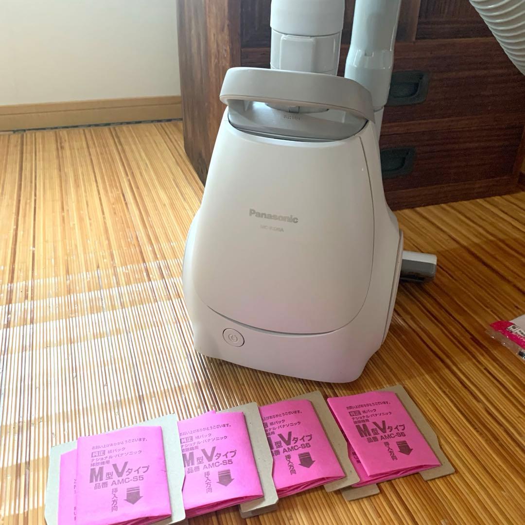 翌日発送 Panasonicパナソニック　キャニスター掃除機　2022年式