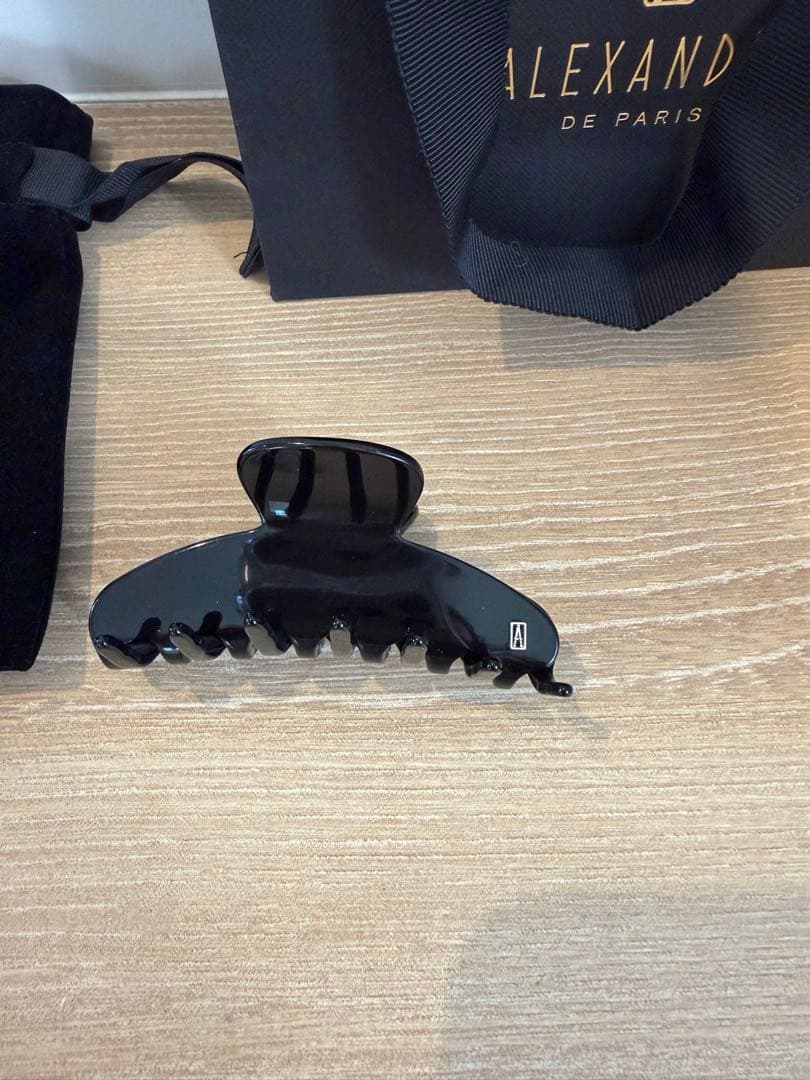 ゆ*り様 ALEXANDRE DE PARIS ブラックヘアクリップ　Mサイズ