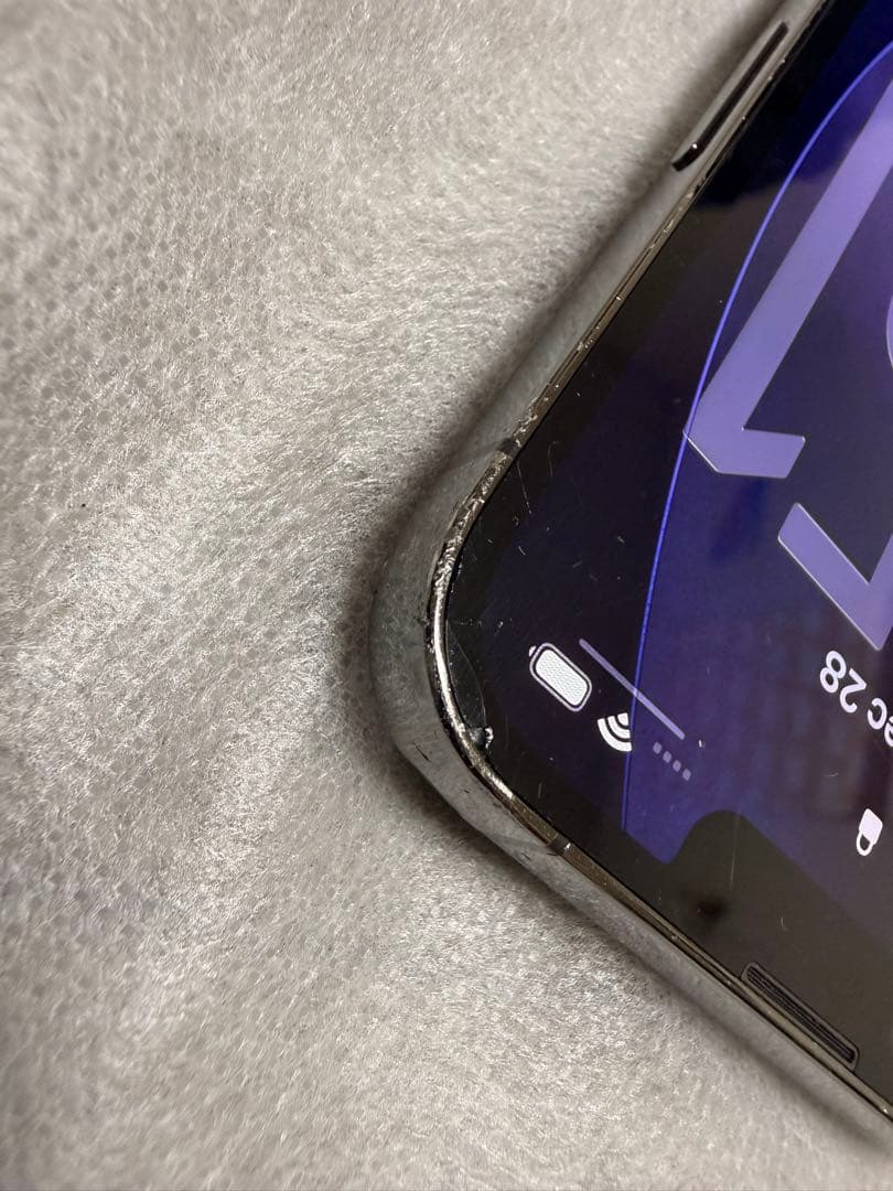 iPhone 13 Pro 256GB 背面/画面割れlightning充電不可