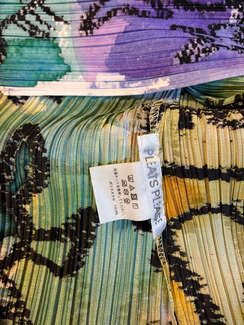 プリーツプリーズ　カーディガン