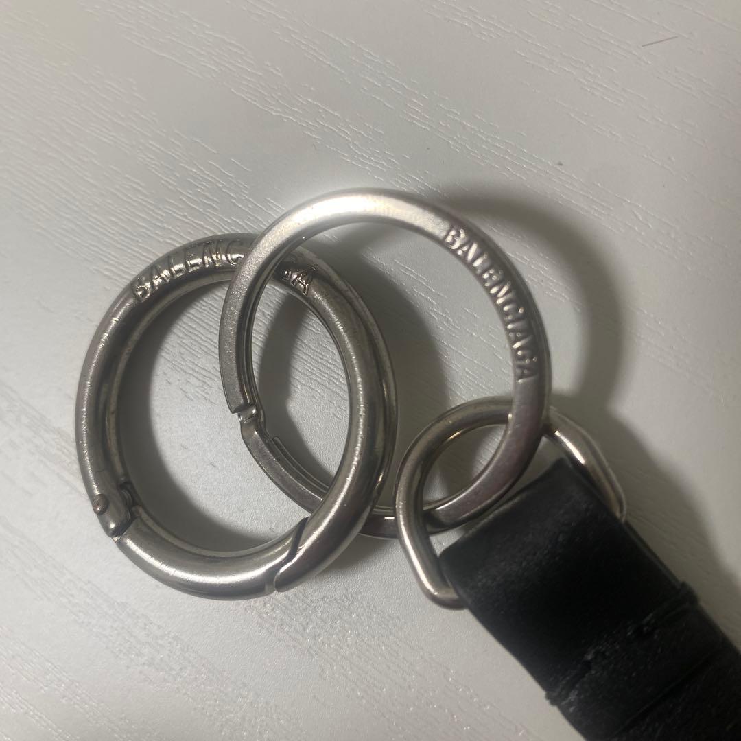 バレンシアガ　キーホルダー