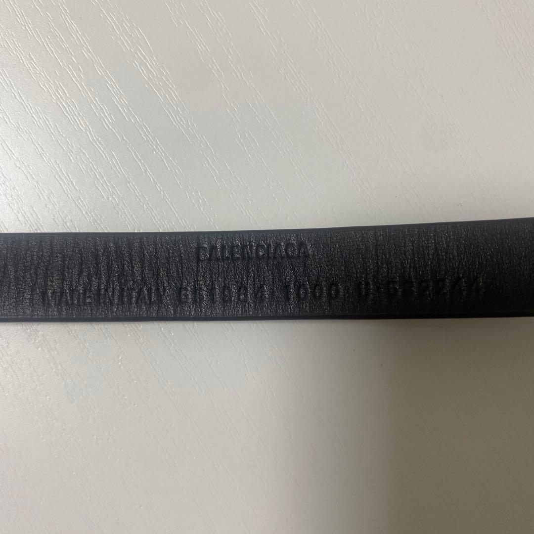 バレンシアガ　キーホルダー