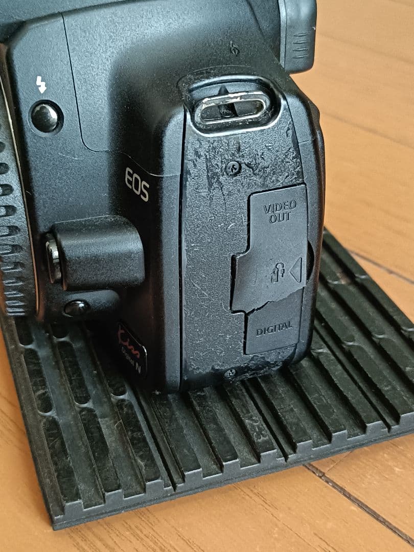 一眼レフEOS Kiss Digital N、Tamronズーム18-200