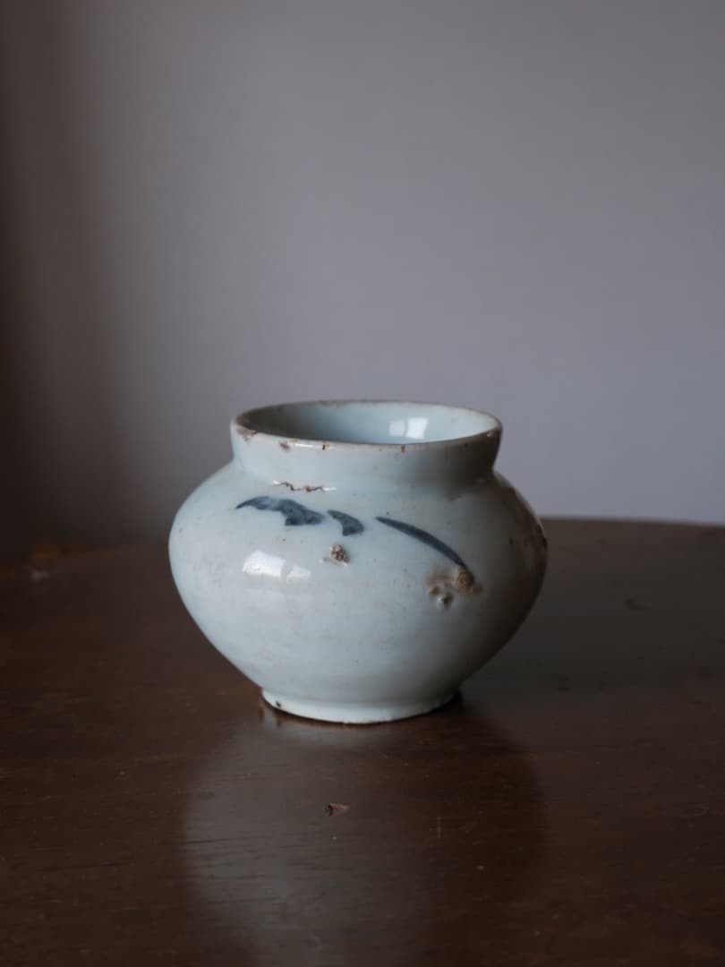 朝鮮美術　李朝白磁染付壺　李朝壷　李朝染付壺　華道具　朝鮮古陶　Q1900