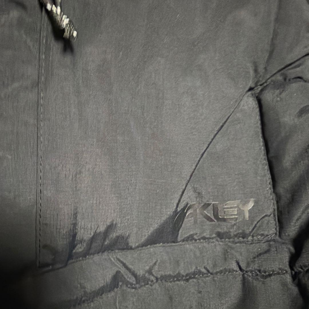 OAKLEY フード付き ブラックダウンジャケット