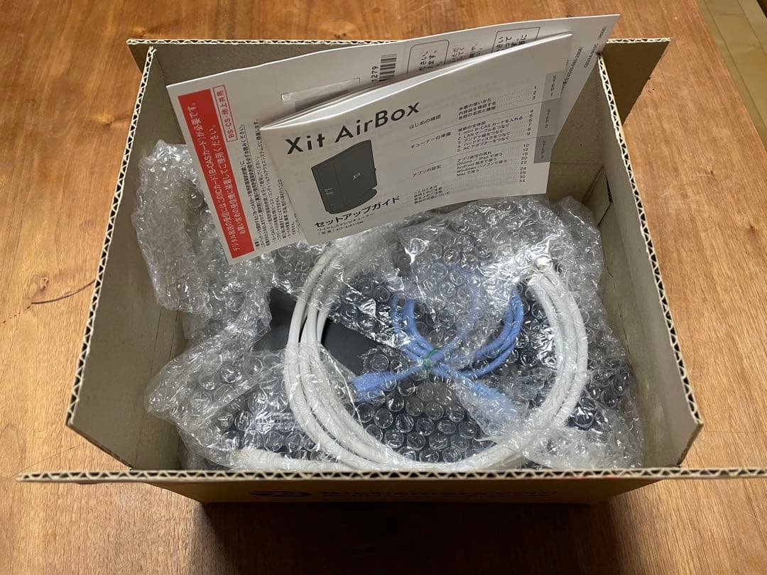 ワイヤレステレビチューナー　Xit Airbox110W、ケーブル