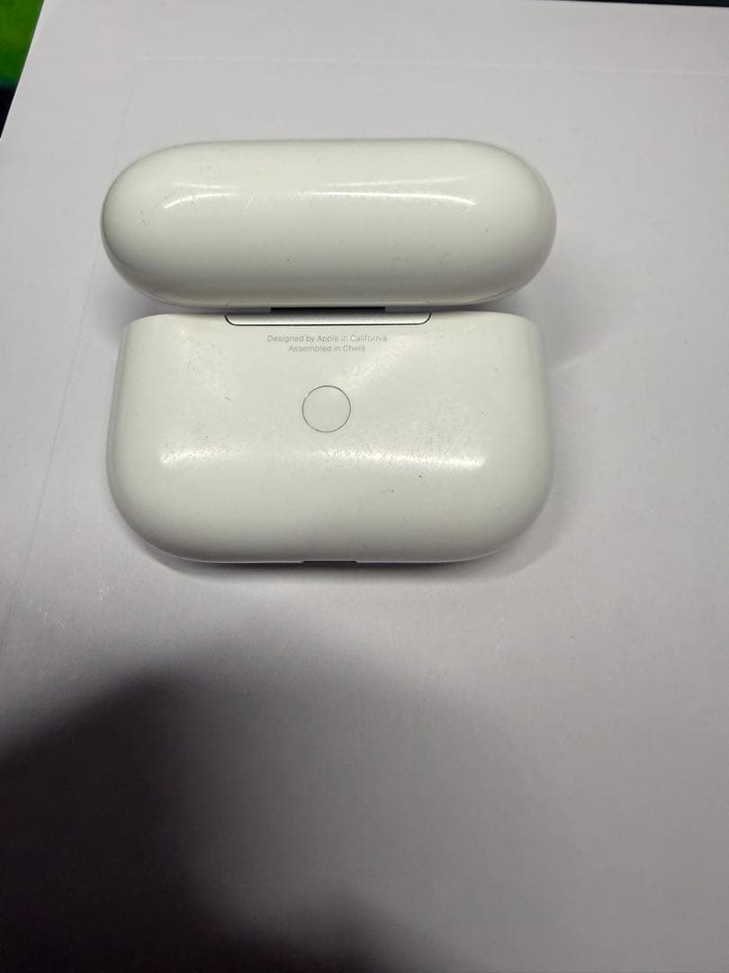 AirPods Pro本体 ホワイト 充電ケース付き