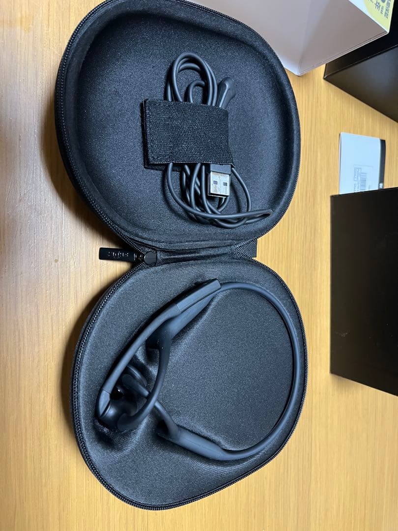 イヤホン Shokz OpenComm2