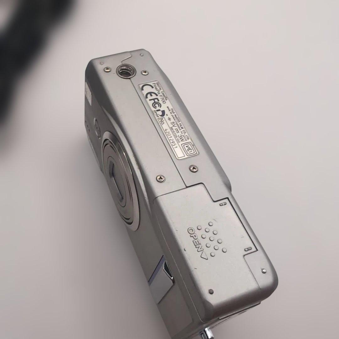 美品 動作品 平成レトロ Y2K FUJIFILM FinePix F700