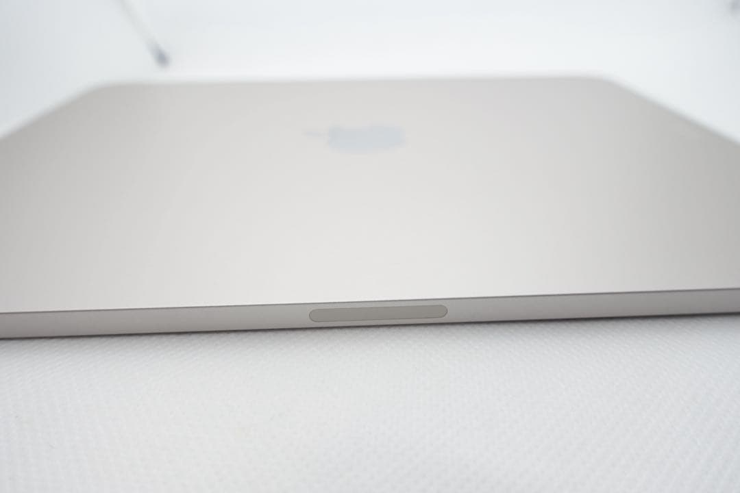 iPad Air m3 11インチ　128GB スターライト