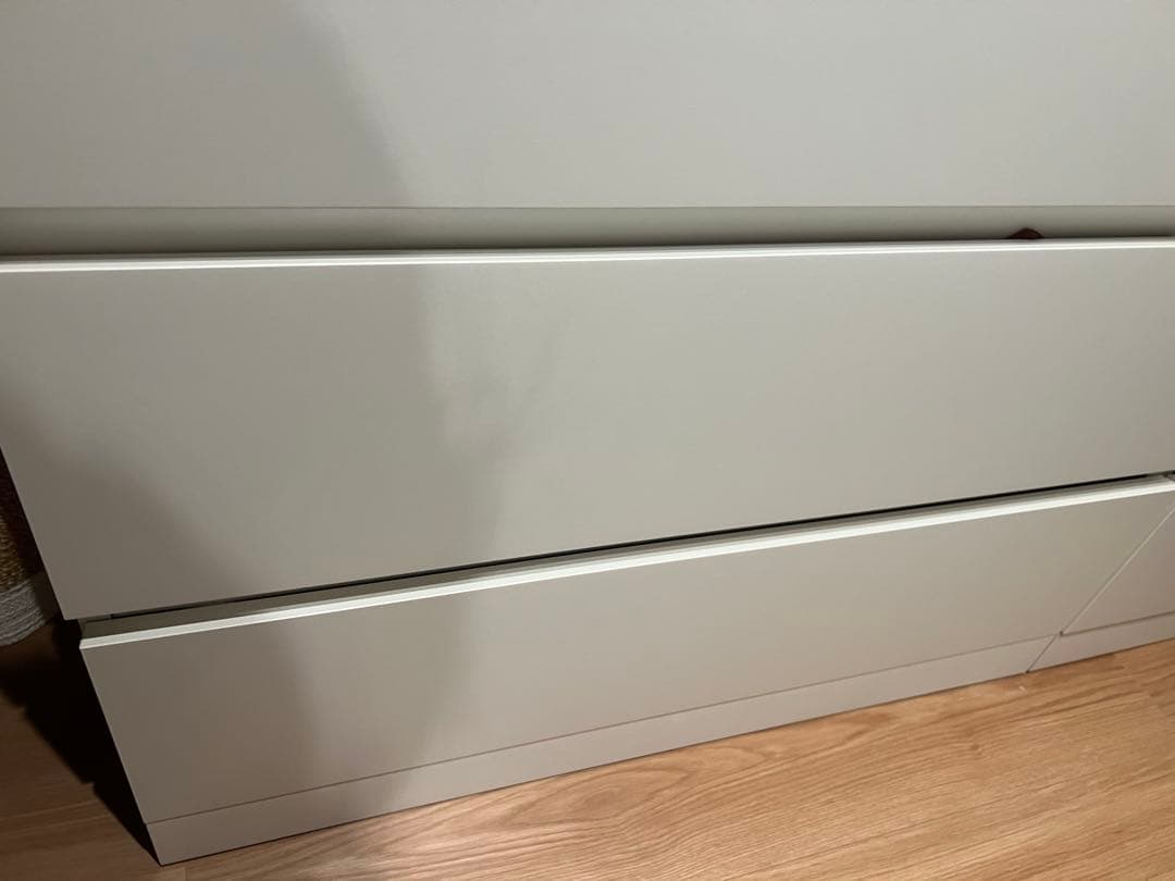 IKEA マルム チェスト　引き出し×6 ガラス天板付き