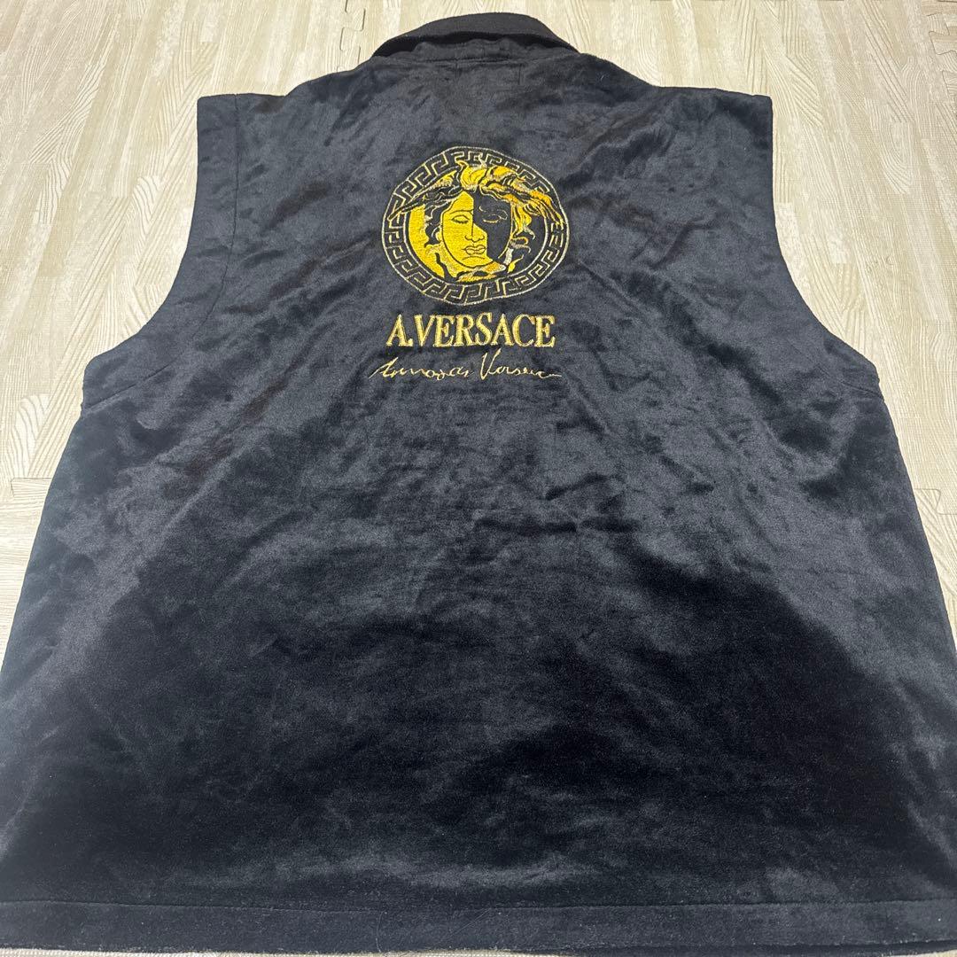 A.VERSACE ベスト