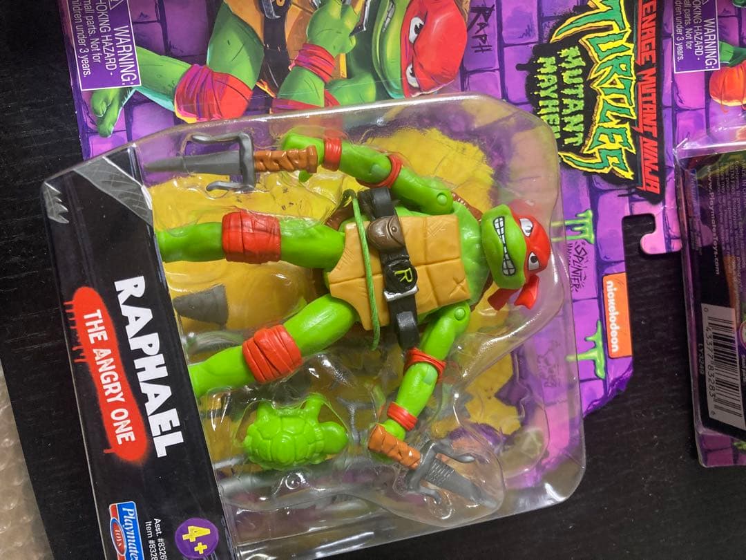 プレイメイツトイズ タートルズ ミュータントパニック！４体セット新品