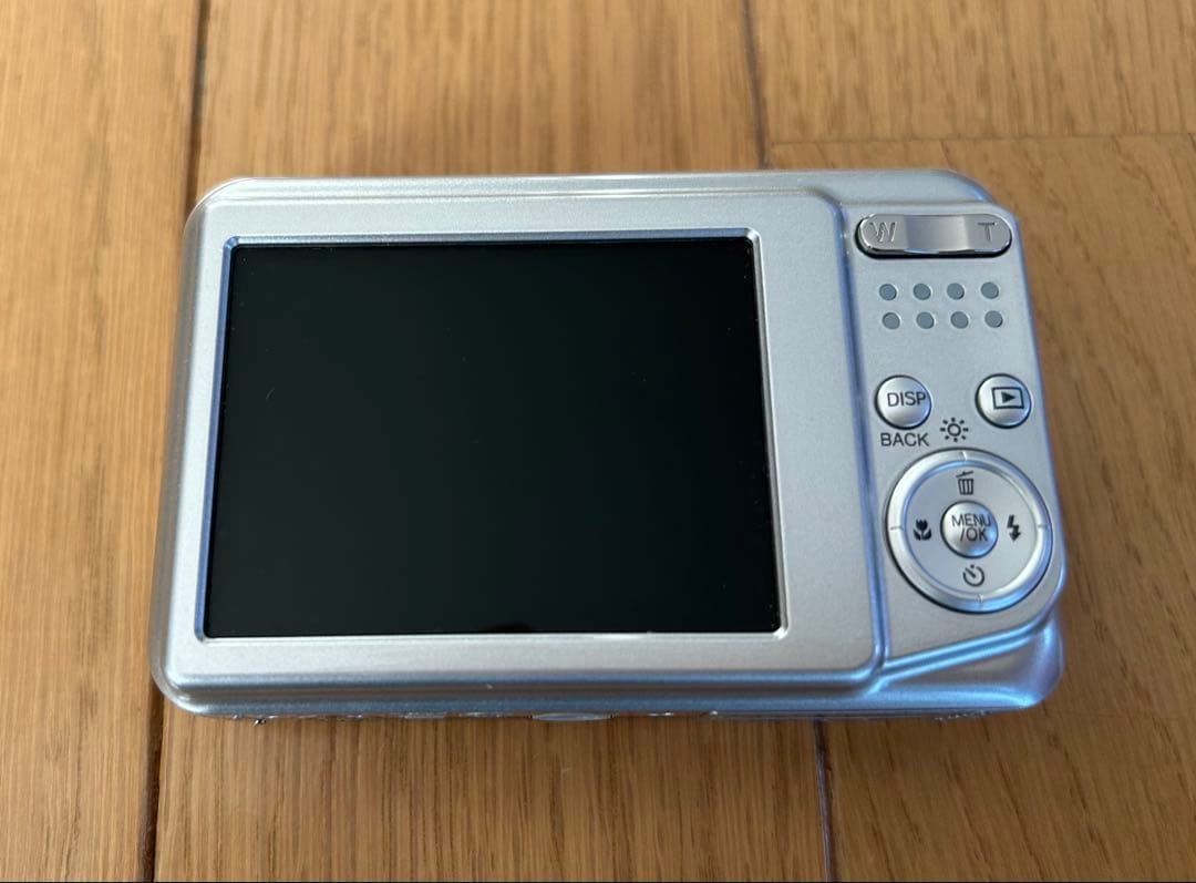 FUJIFILM FINEPIX AV100 デジカメ