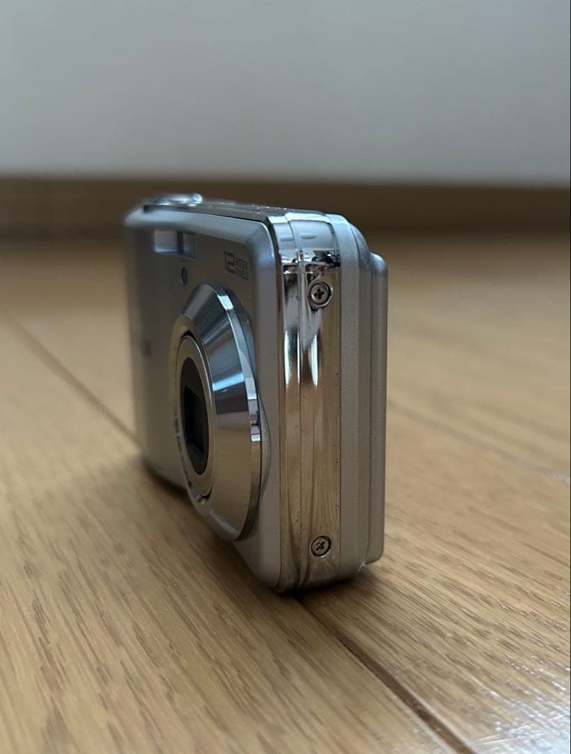 FUJIFILM FINEPIX AV100 デジカメ