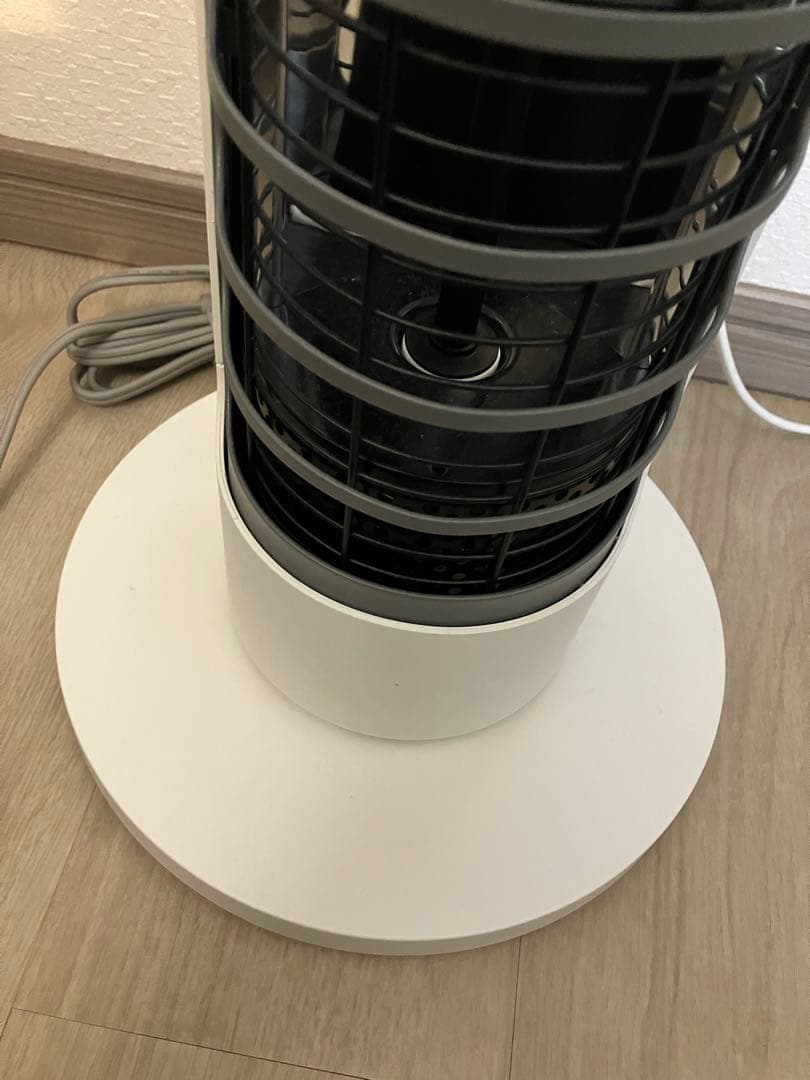 cado 電気ヒーター SOL-001S-WH