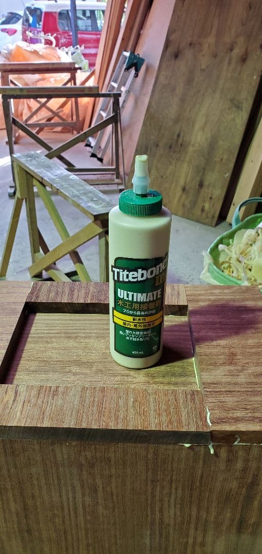 スピーカー　エンクロージャー