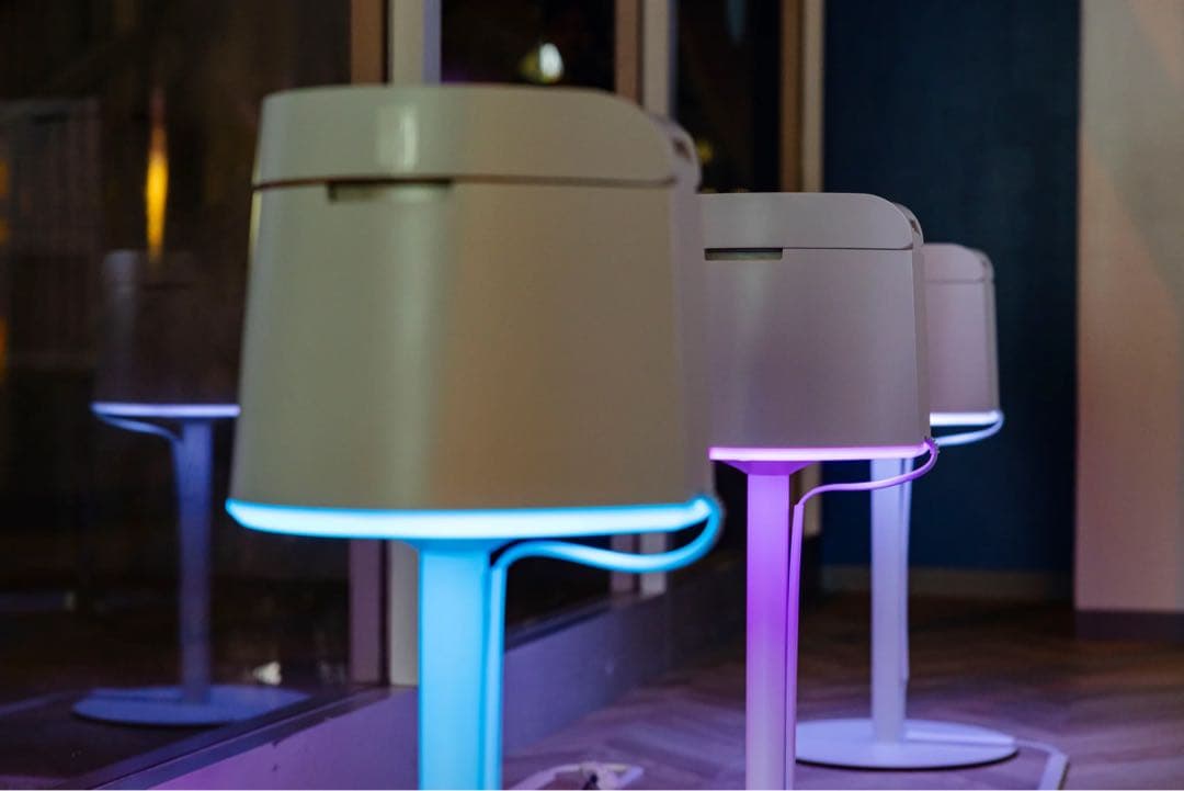 【新品未使用】7カラームードインテリア加湿器 Lighting スタンド付き