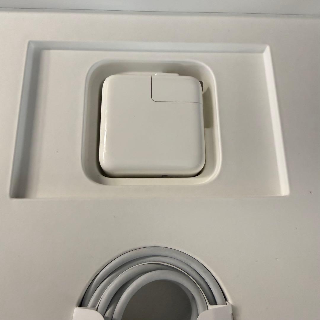 Apple MacBook ゴールド 本体 充電器付き