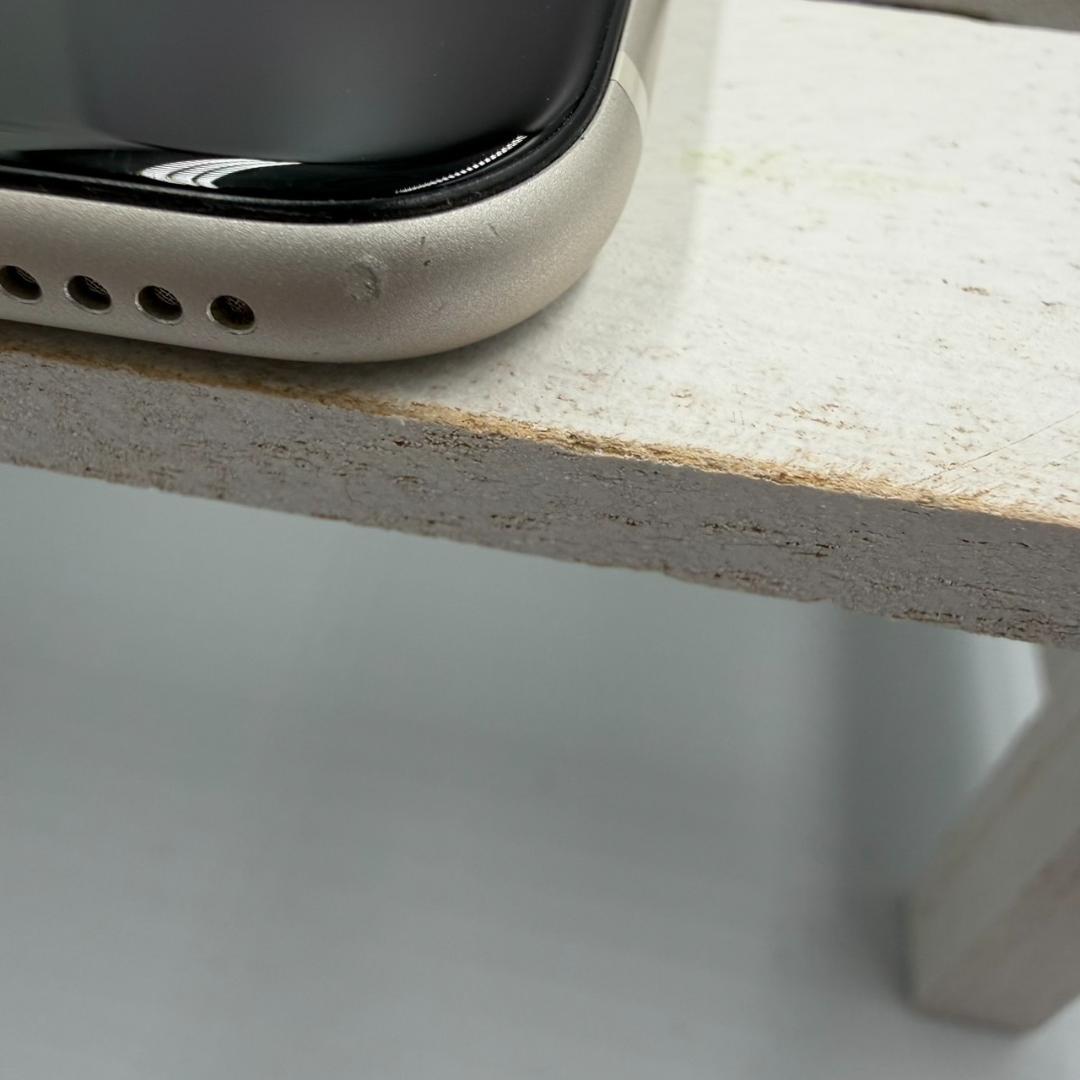 iPhone SE第3世代 64GB スターライト 394