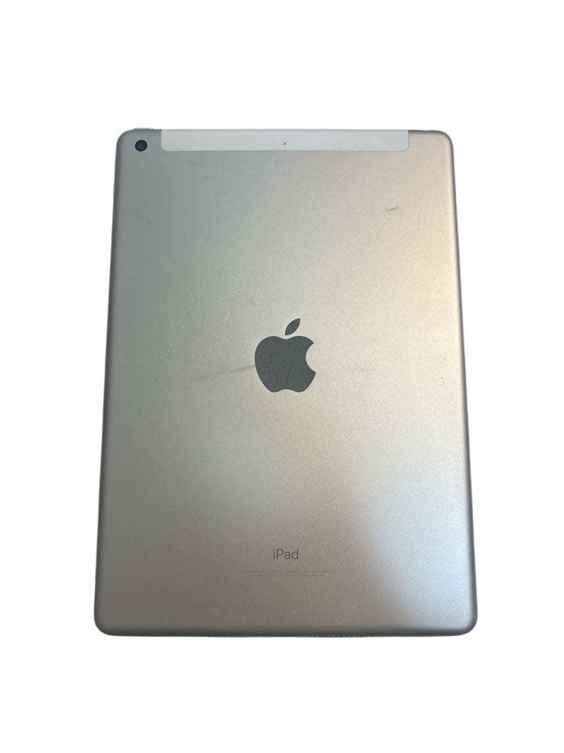 iPad 第6世代 ホームボタン付き シルバー 32GB