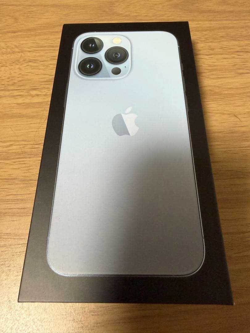 極美品　Apple iPhone 13 Pro シエラブルー　256GB 本体