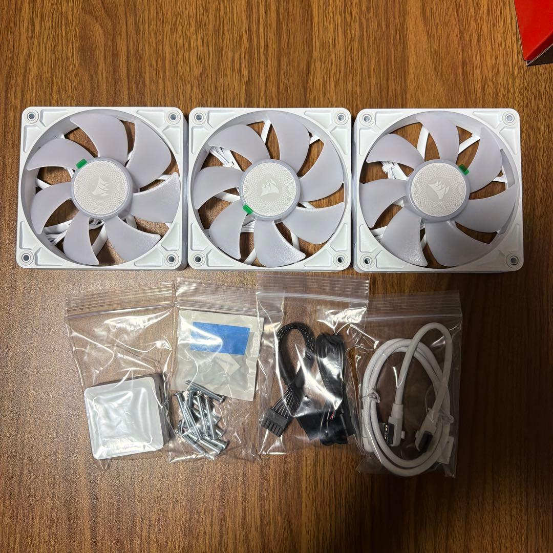 CORSAIR RX120 RGB ホワイト 3枚 スターターキット