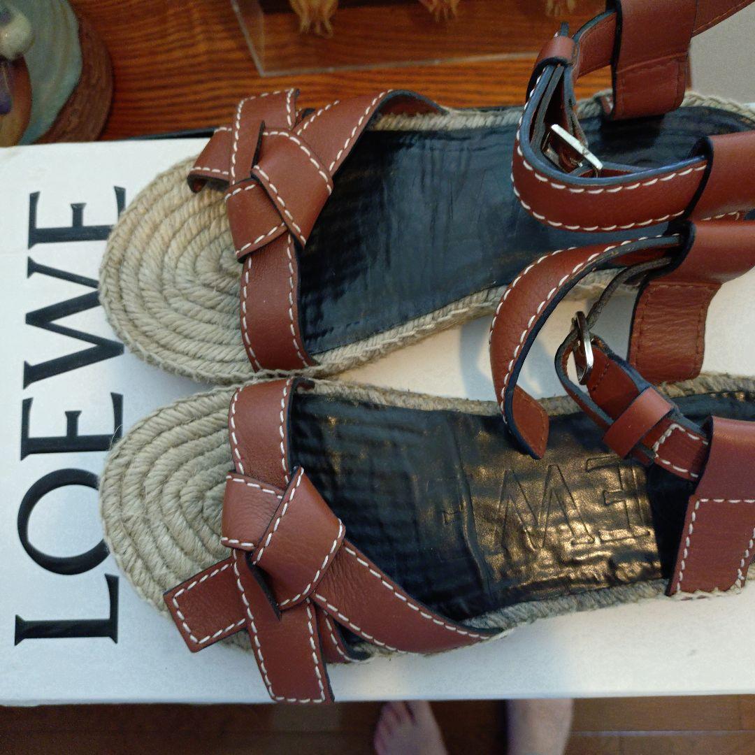 お値下げしました。LOEWE ブラウンリボンサンダル
