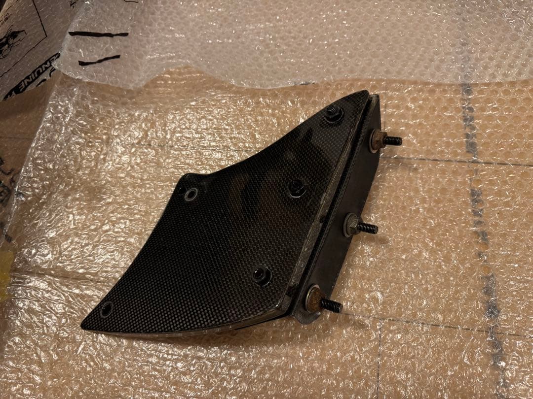 カーボン調GTウィング