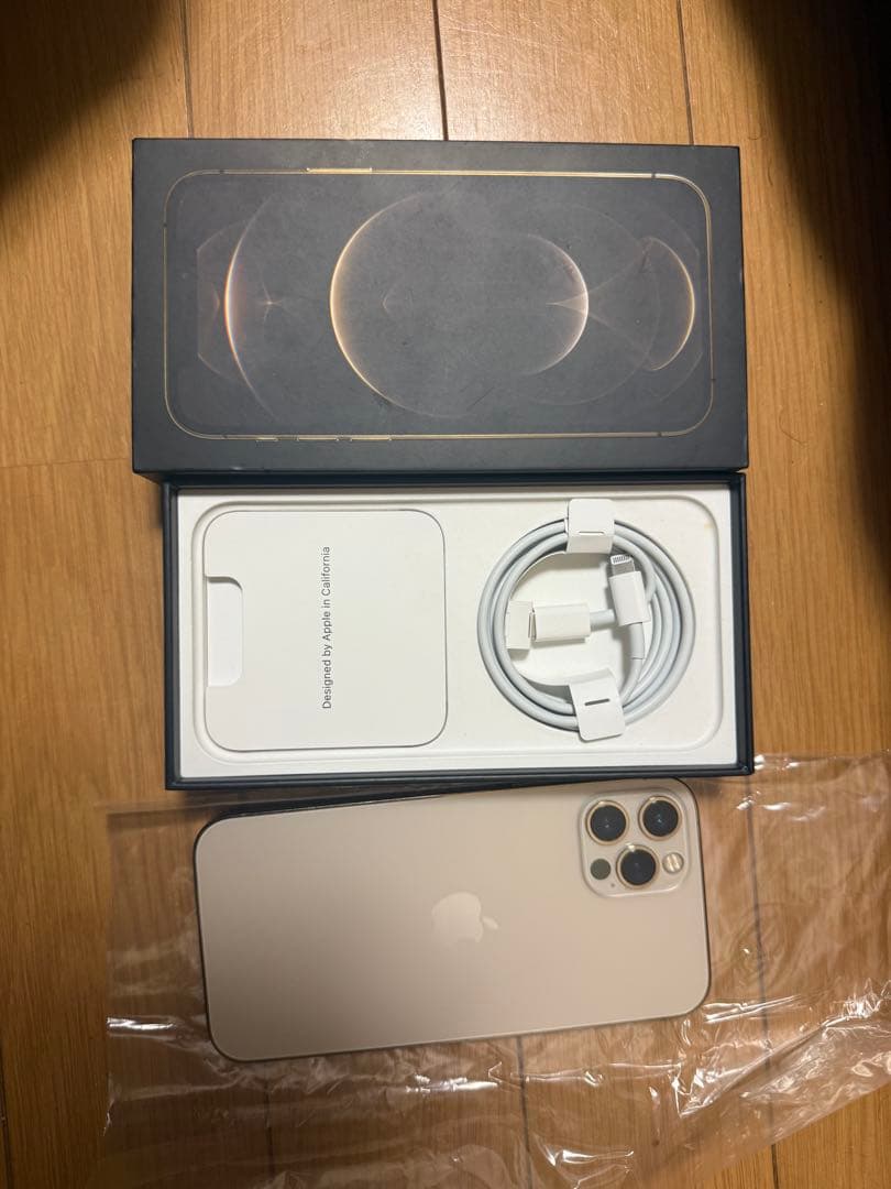 【美品】iPhone12Pro 256GB [SIMフリー]