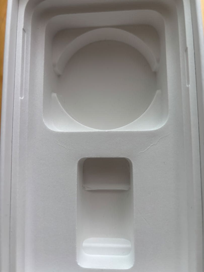 【Apple iPhone XR】本体（レッド）・充電器・箱セット