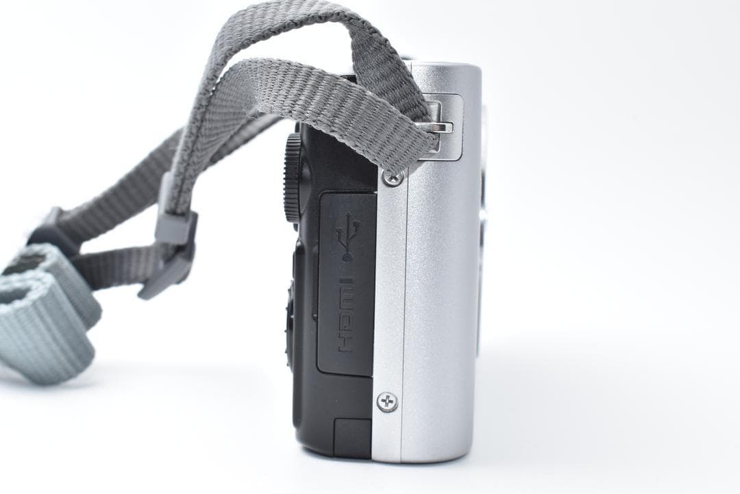 【美品】Nikon 1 J1 シルバー ボディ