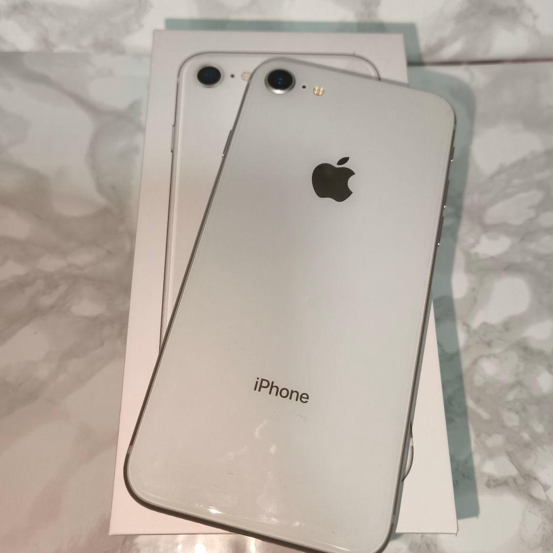 iphone 8 64GB シルバー SIMフリー