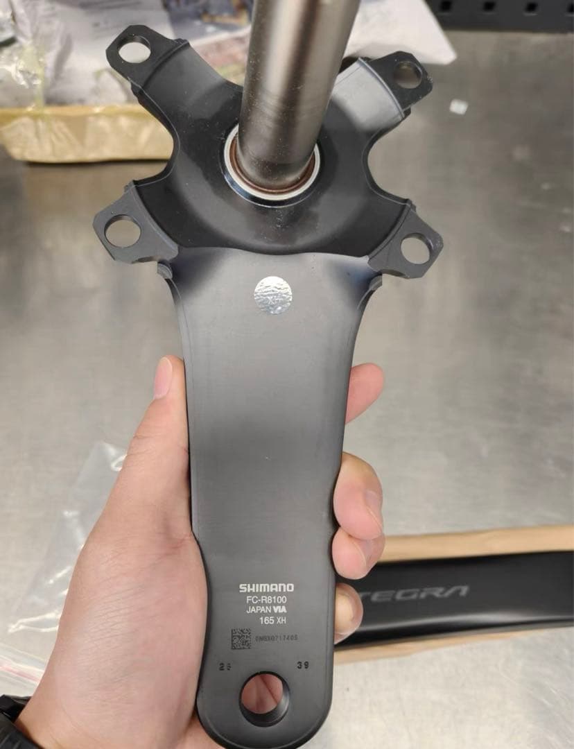 アルテグラ　クランク　FC-R8100 165mm 新品未使用