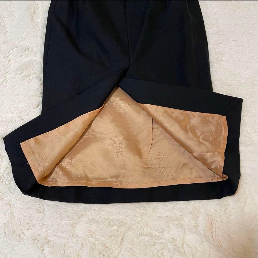 ヴィヴィアン・ウエストウッド　セットアップサイズ40　サイズスーツ　美ライン　黒