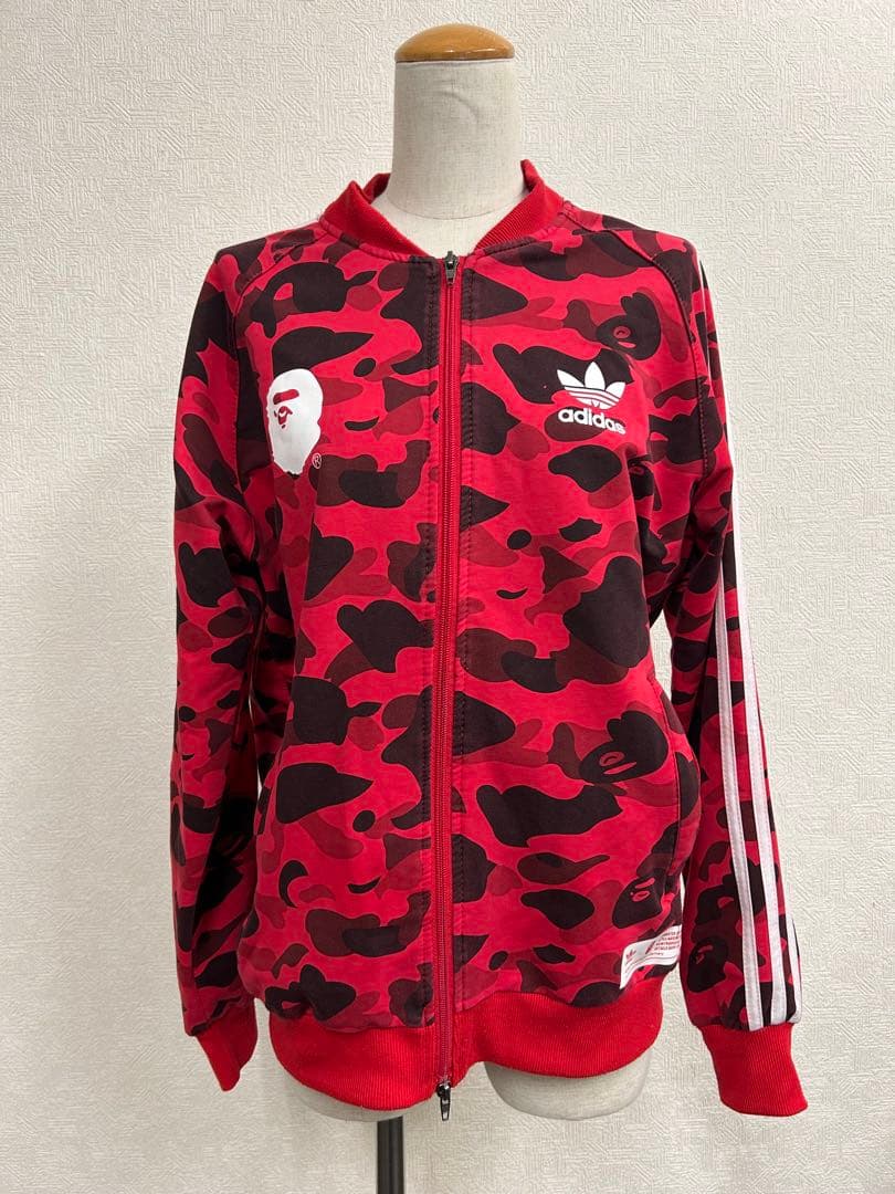 adidas レッドカモフラージュジャケット